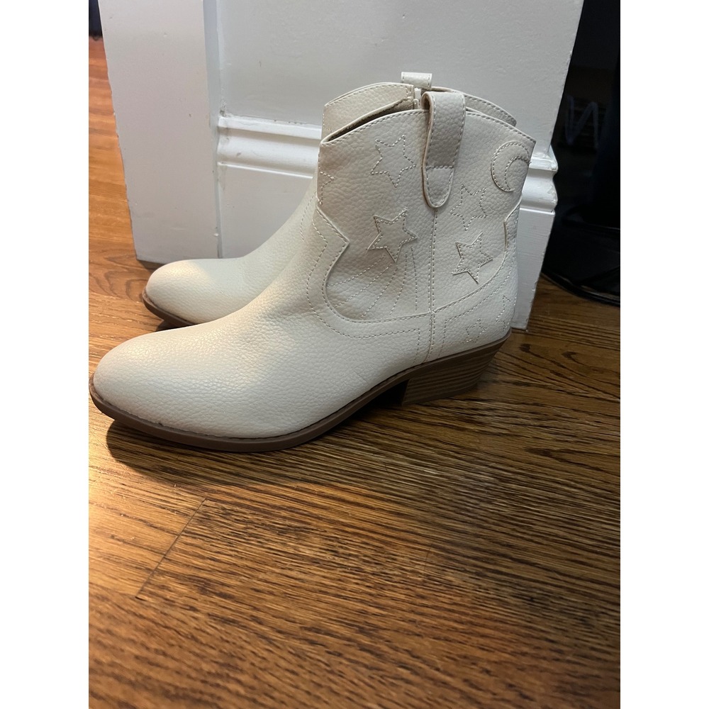 Womens Western Ankle Boots Cream Star Embroidered Cowboy Booties Size 7.5